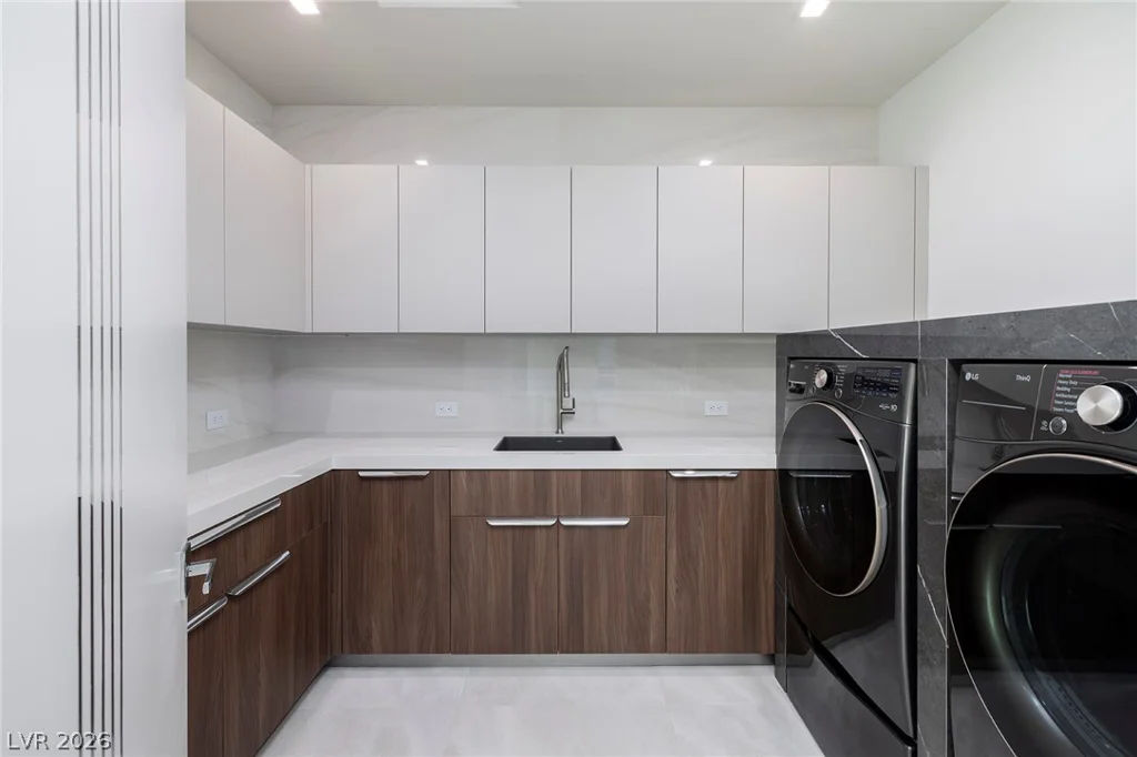 19 Boulderback, Henderson, NV 89012