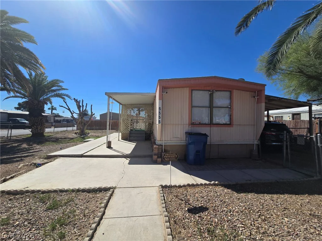 5555 Everglade, Las Vegas, NV 89142