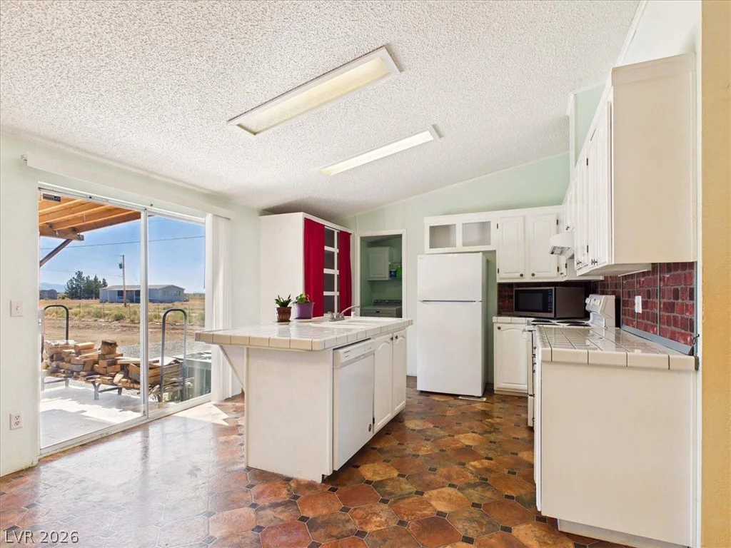 1991 Meier, Pahrump, NV 89048