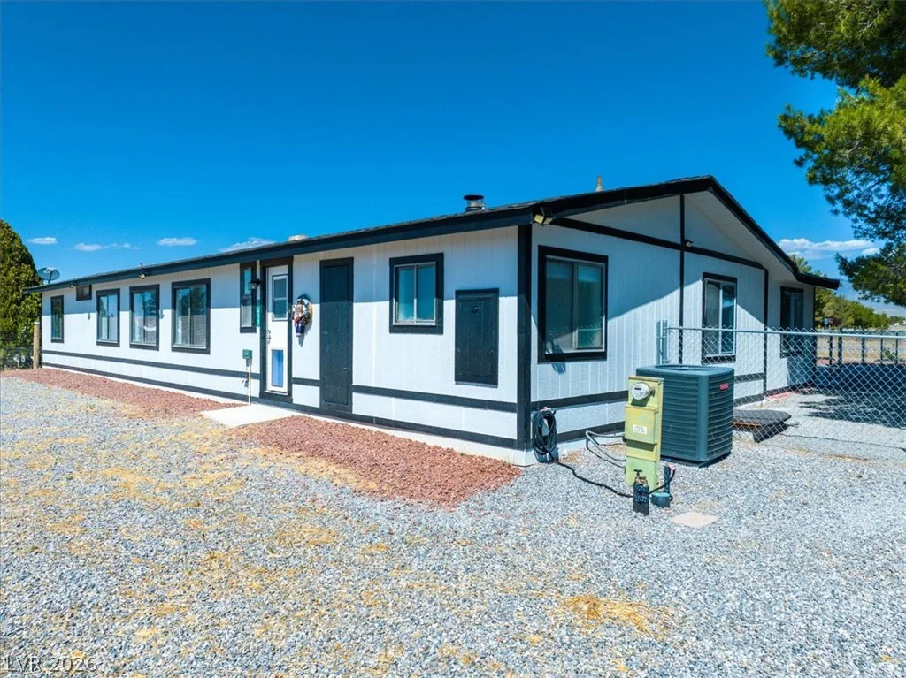 5271 Bonnie, Pahrump, NV 89048