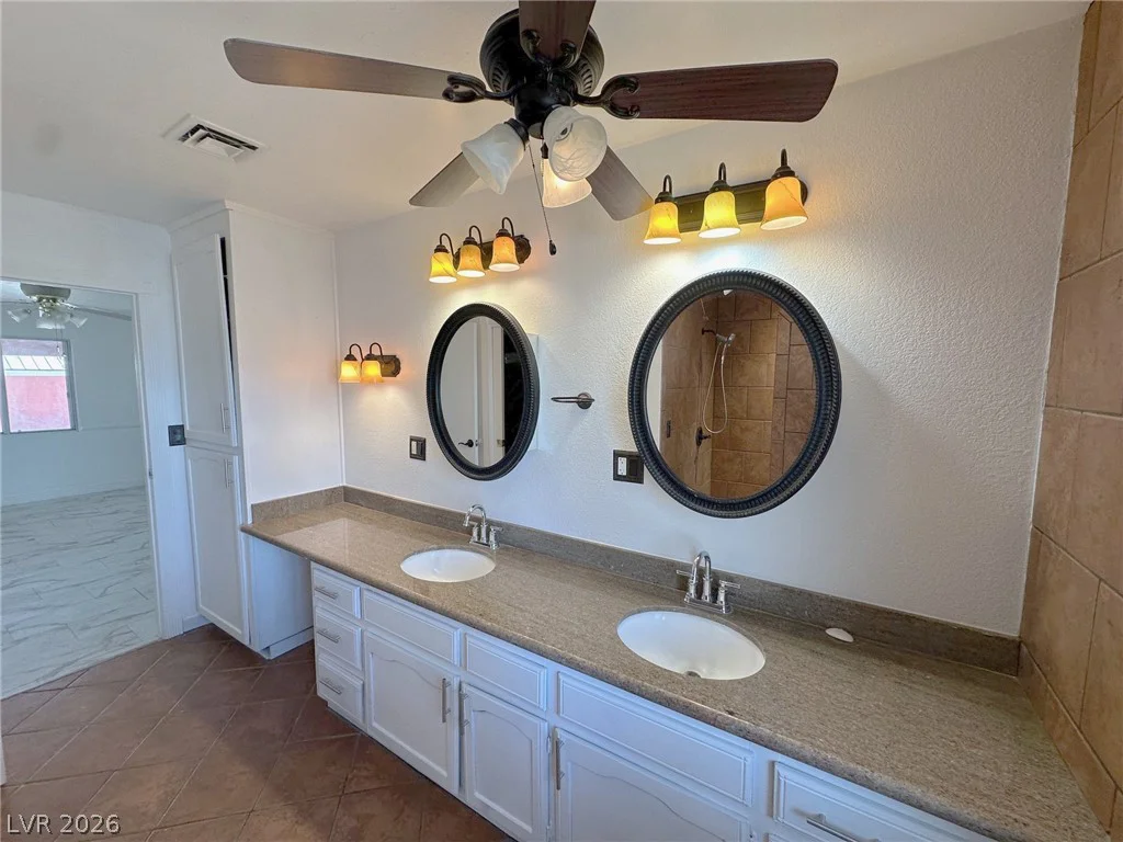 2025 Whipple, Logandale, NV 89021