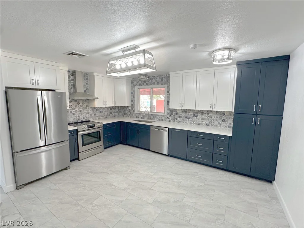 2025 Whipple, Logandale, NV 89021