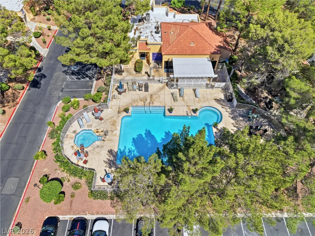 2851 Valley View, Las Vegas, NV 89102