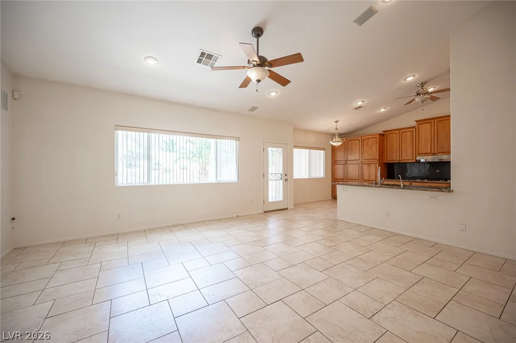 1740 Honey Tree, Las Vegas, NV 89144