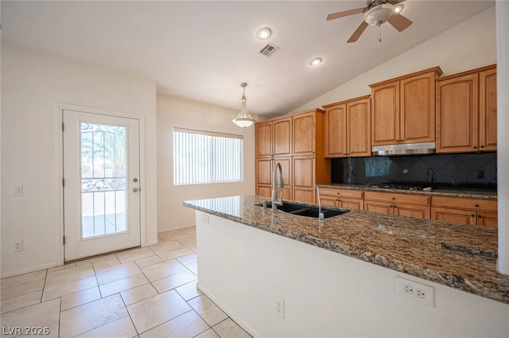1740 Honey Tree, Las Vegas, NV 89144