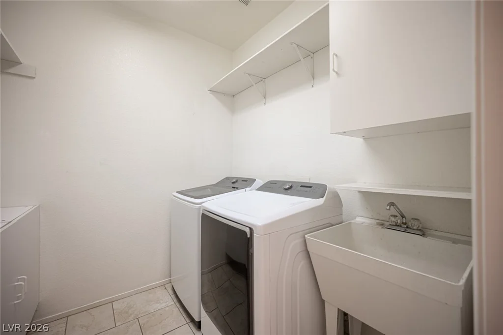1740 Honey Tree, Las Vegas, NV 89144
