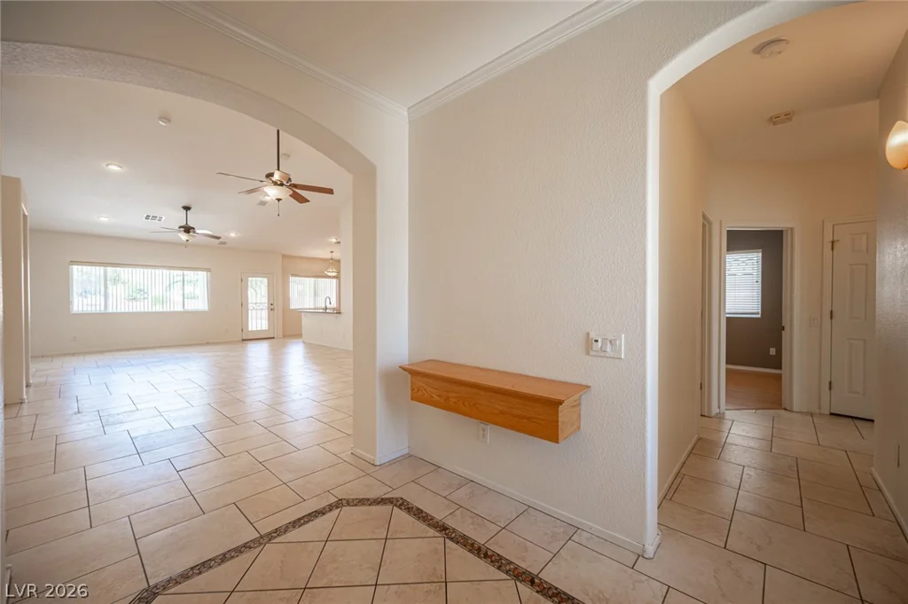 1740 Honey Tree, Las Vegas, NV 89144