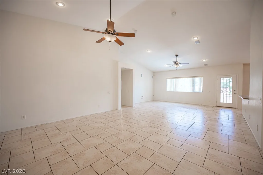 1740 Honey Tree, Las Vegas, NV 89144