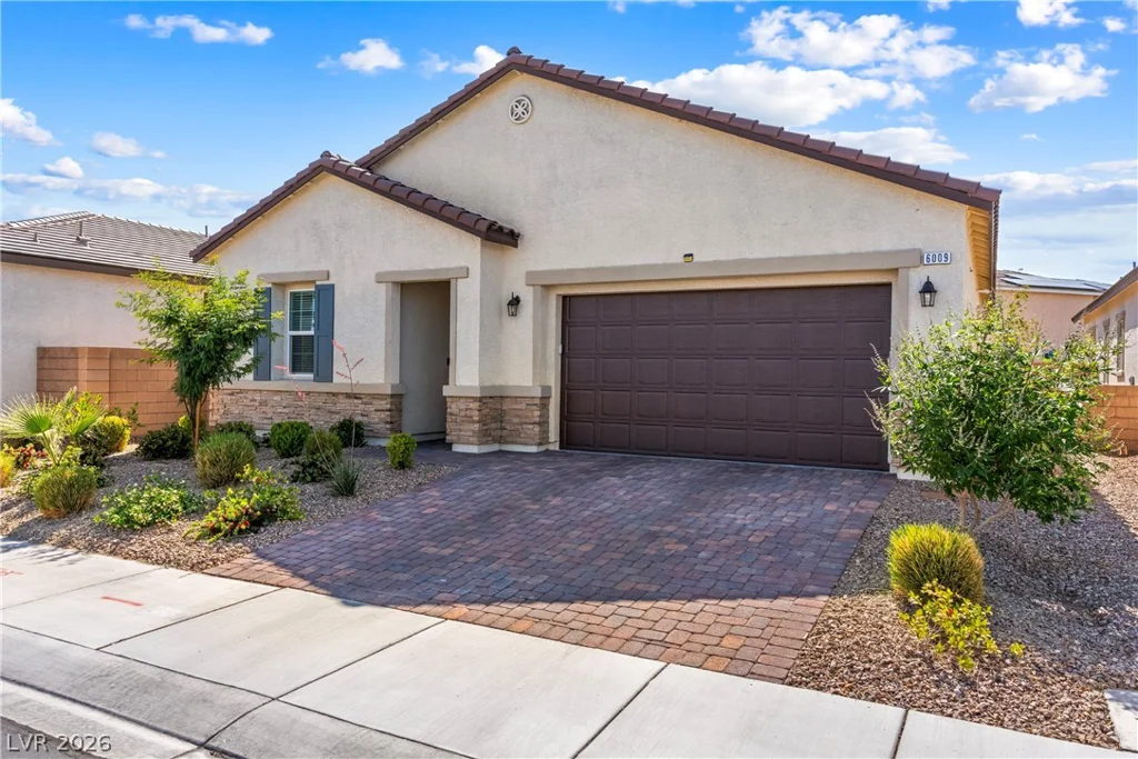 6009 La Coste, North Las Vegas, NV 89081