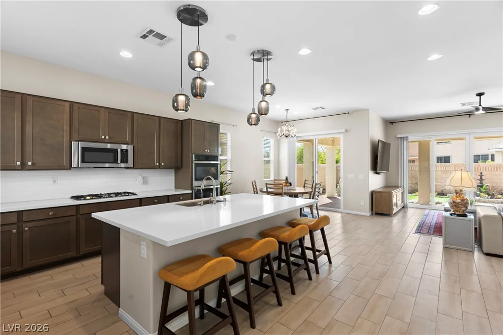 6009 La Coste, North Las Vegas, NV 89081