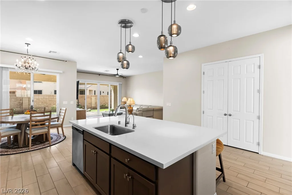 6009 La Coste, North Las Vegas, NV 89081