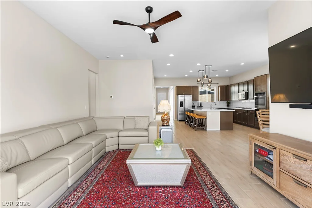 6009 La Coste, North Las Vegas, NV 89081