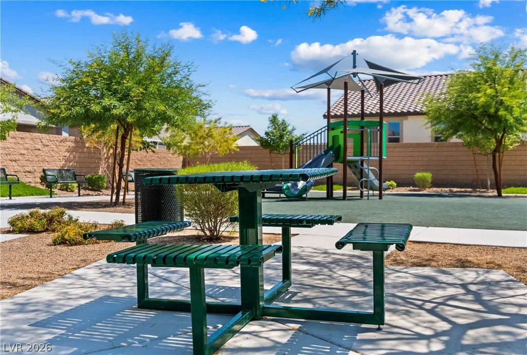 6009 La Coste, North Las Vegas, NV 89081