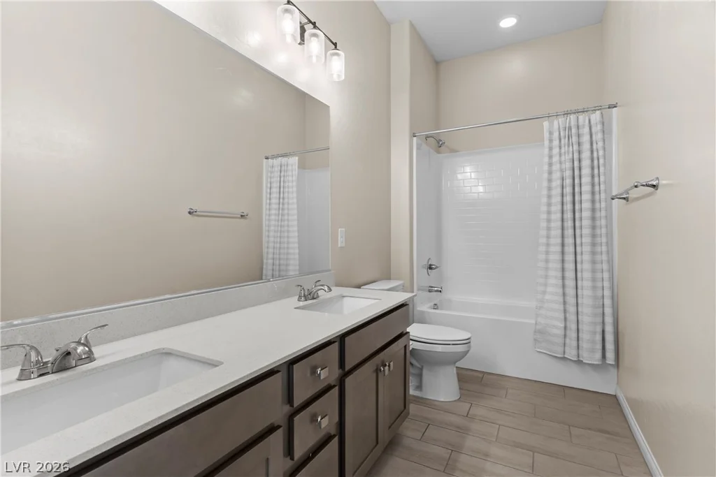 6009 La Coste, North Las Vegas, NV 89081