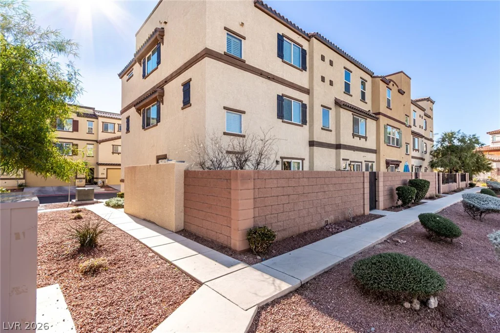 1525 Spiced Wine, Henderson, NV 89074