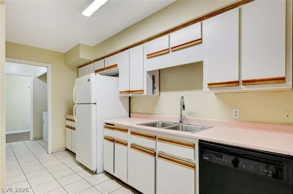 4511 Sirius, Las Vegas, NV 89102
