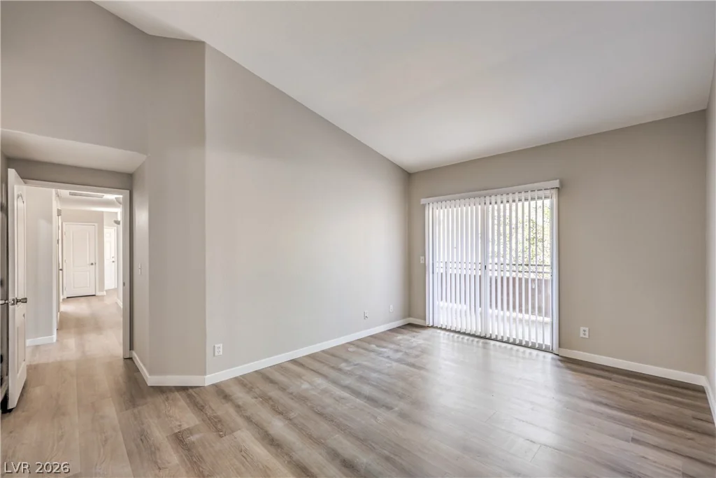 1509 Blackcombe, Las Vegas, NV 89128