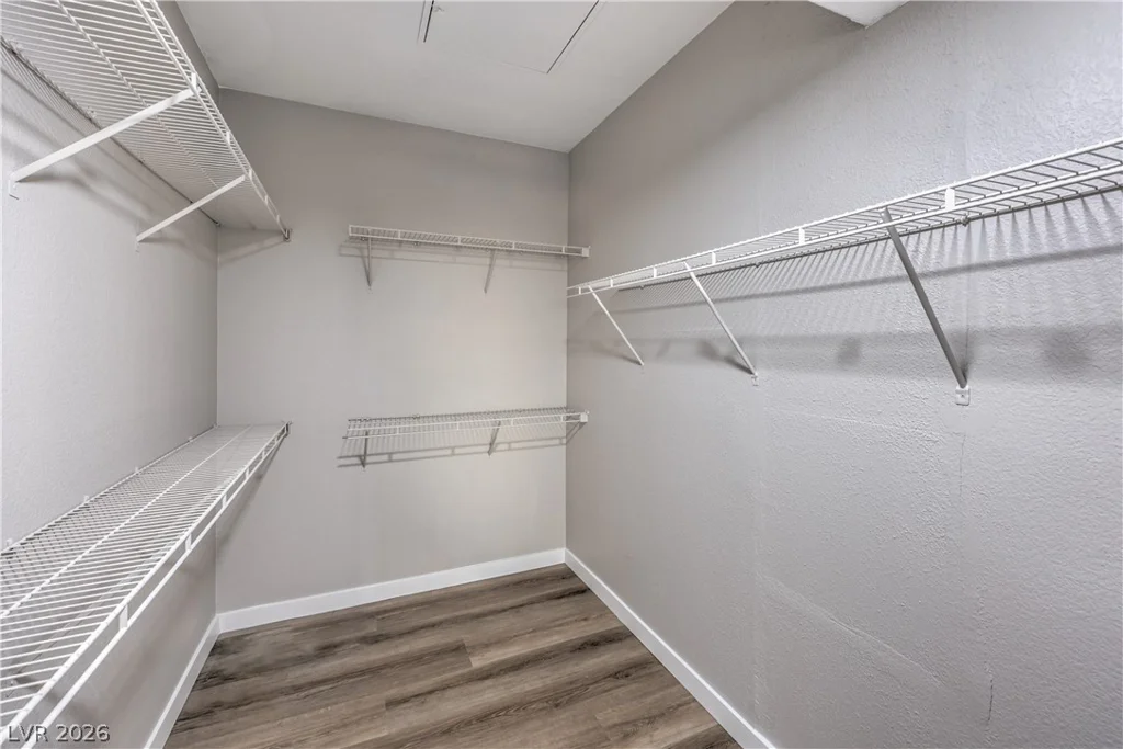 1509 Blackcombe, Las Vegas, NV 89128