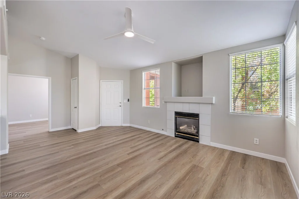 1509 Blackcombe, Las Vegas, NV 89128