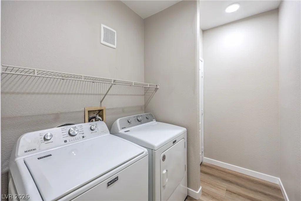 1509 Blackcombe, Las Vegas, NV 89128