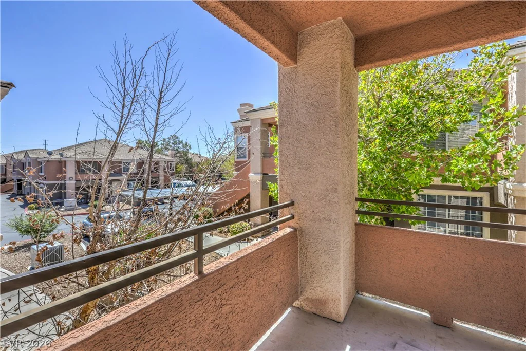 1509 Blackcombe, Las Vegas, NV 89128
