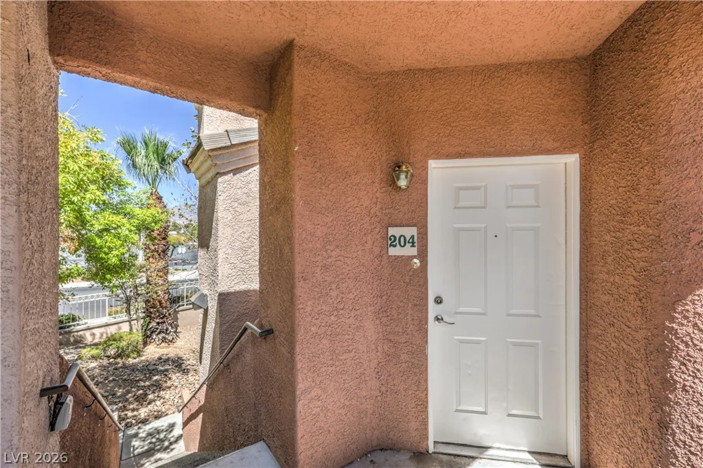 1509 Blackcombe, Las Vegas, NV 89128