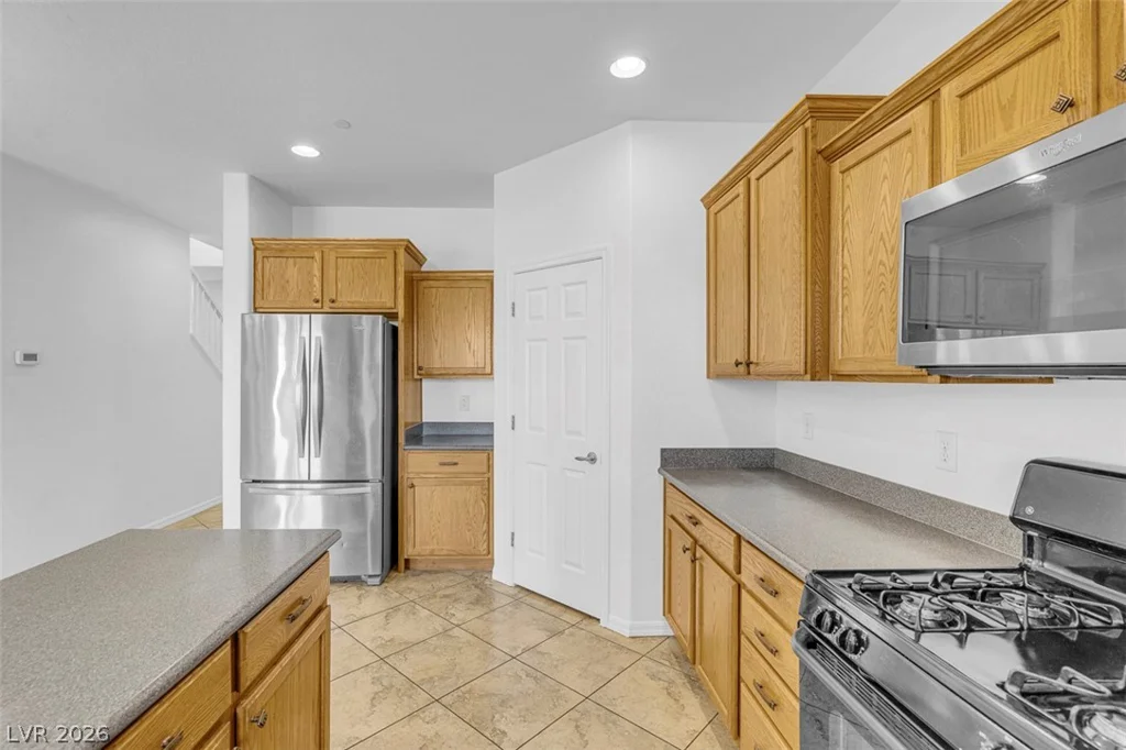 112 Newmiller, Henderson, NV 89002