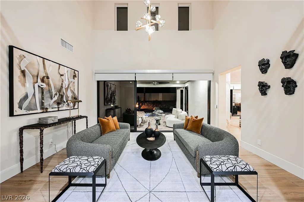 6055 Gabrielle Carol, Las Vegas, NV 89149