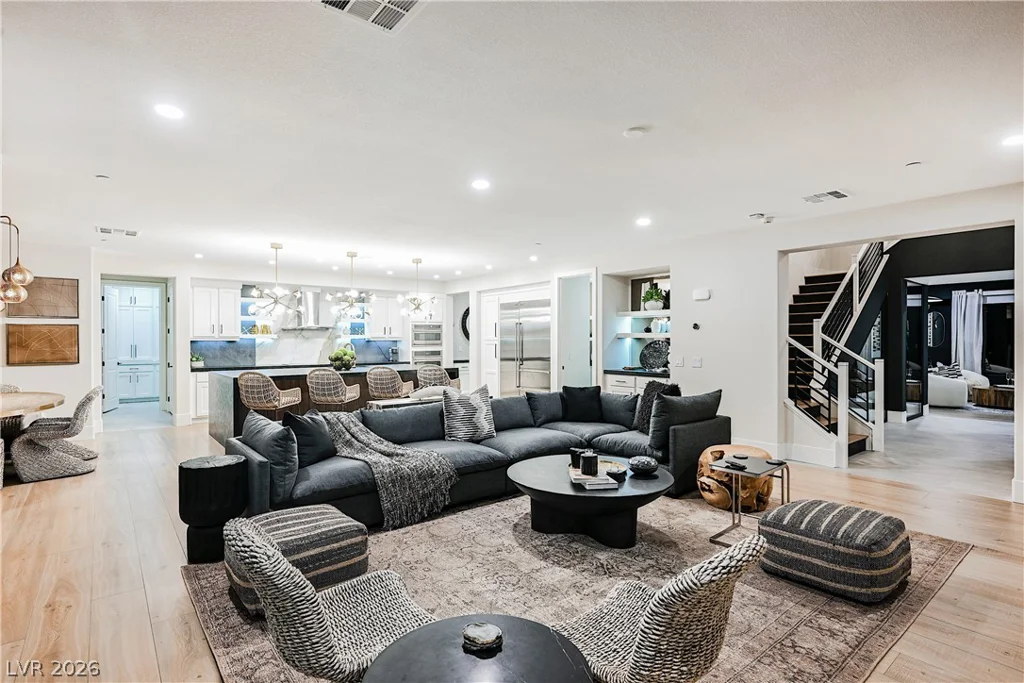 6055 Gabrielle Carol, Las Vegas, NV 89149