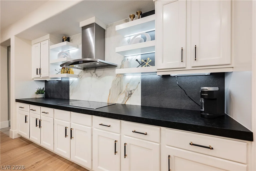 6055 Gabrielle Carol, Las Vegas, NV 89149