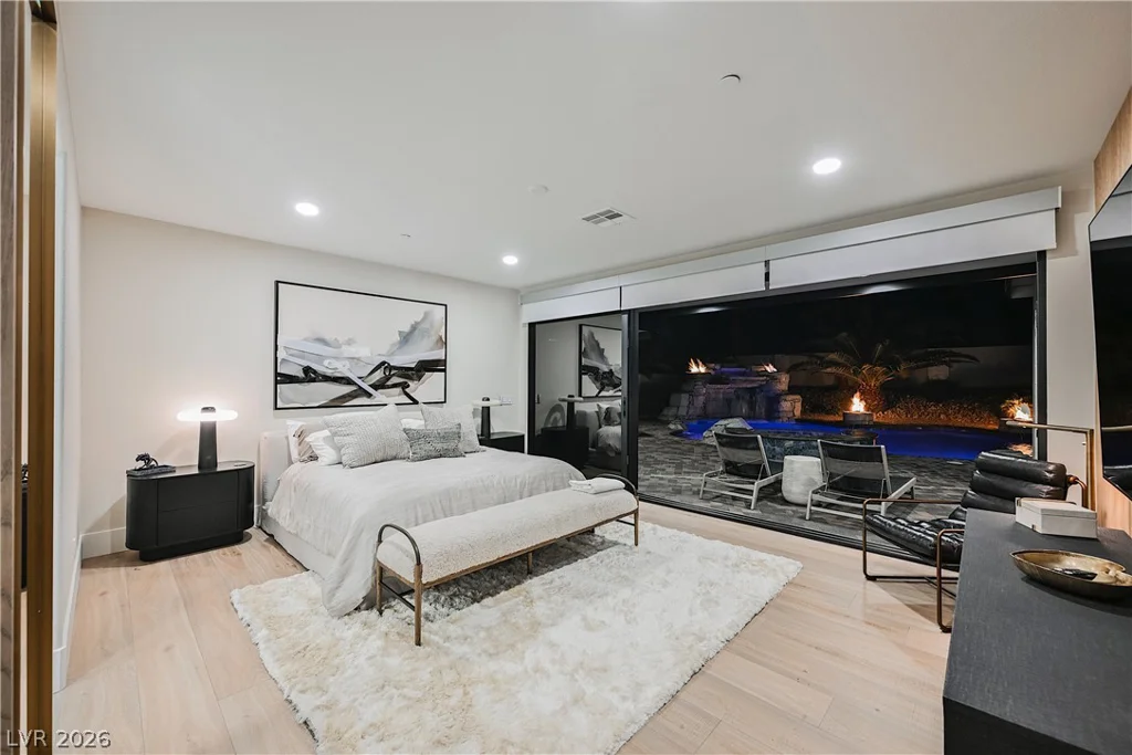 6055 Gabrielle Carol, Las Vegas, NV 89149