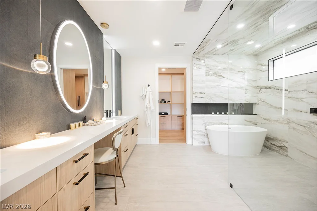 6055 Gabrielle Carol, Las Vegas, NV 89149