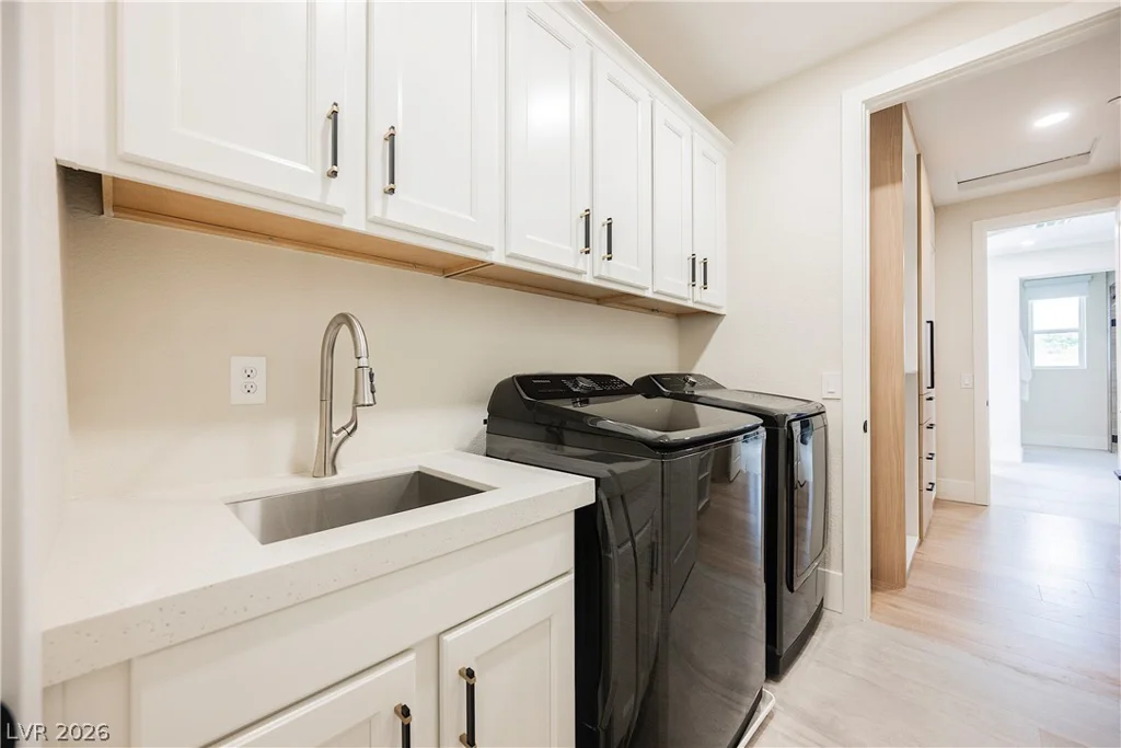 6055 Gabrielle Carol, Las Vegas, NV 89149