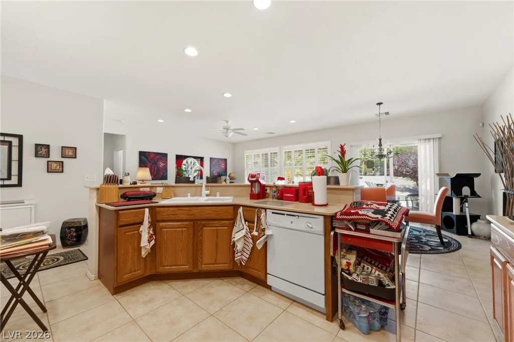 2408 Cosmic Ray, Henderson, NV 89044