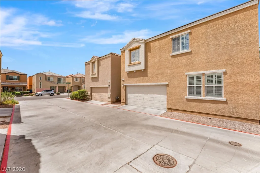 7561 Cutting Edge, Las Vegas, NV 89149