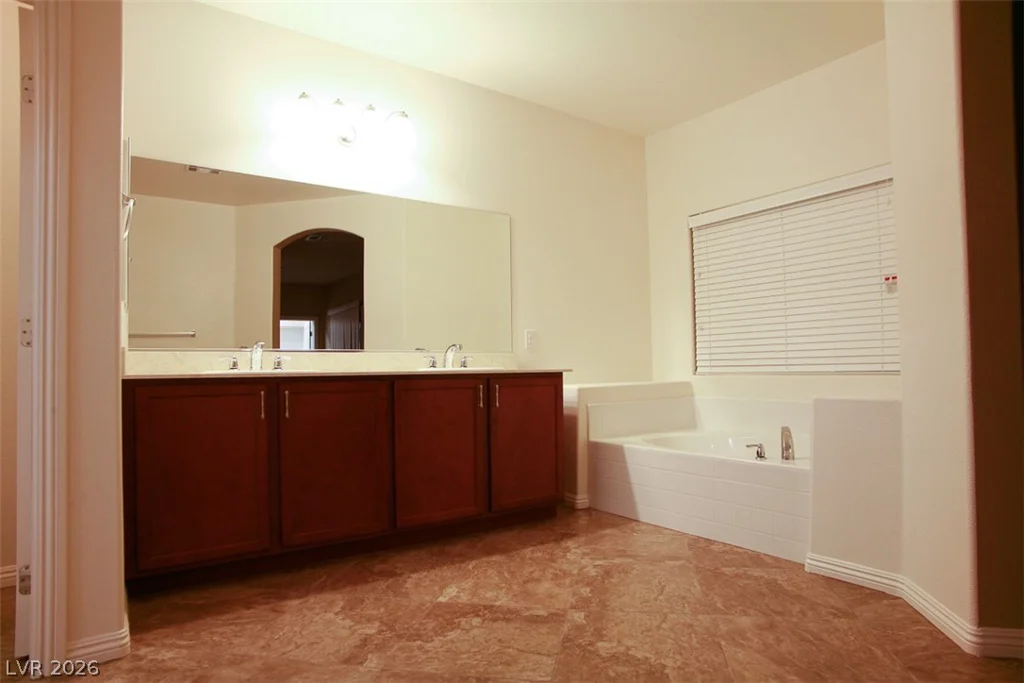 816 Applecross, Henderson, NV 89012