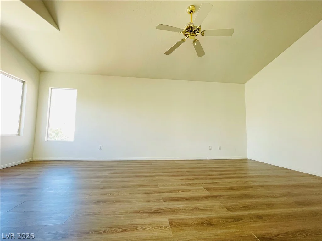 8134 Dinsmore, Las Vegas, NV 89117