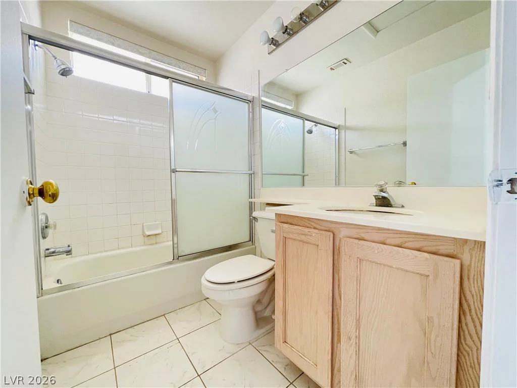 8134 Dinsmore, Las Vegas, NV 89117