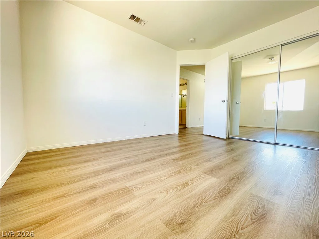 8134 Dinsmore, Las Vegas, NV 89117