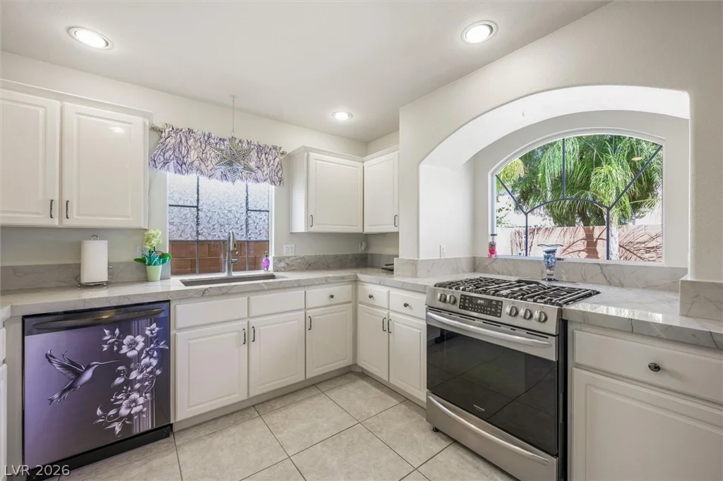 10900 Calcedonian, Las Vegas, NV 89141