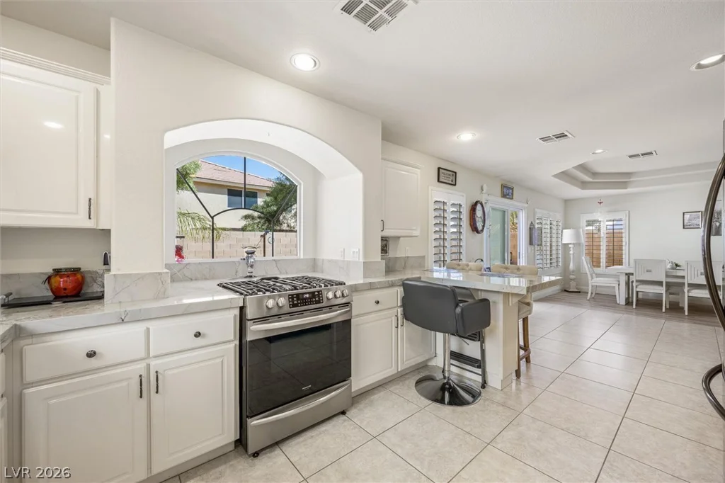10900 Calcedonian, Las Vegas, NV 89141