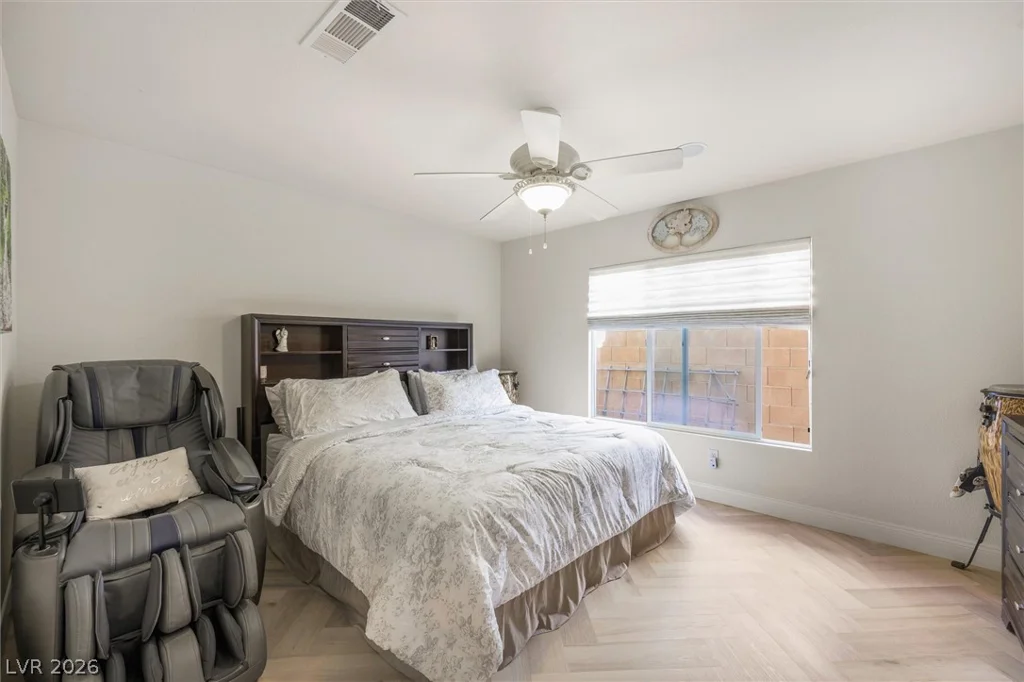 10900 Calcedonian, Las Vegas, NV 89141