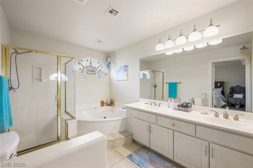10900 Calcedonian, Las Vegas, NV 89141