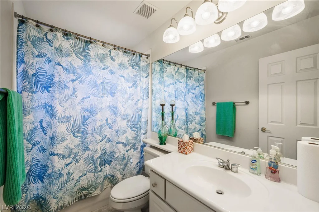10900 Calcedonian, Las Vegas, NV 89141