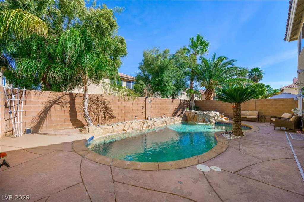 10900 Calcedonian, Las Vegas, NV 89141