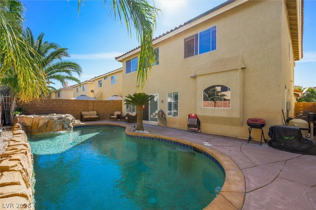 10900 Calcedonian, Las Vegas, NV 89141