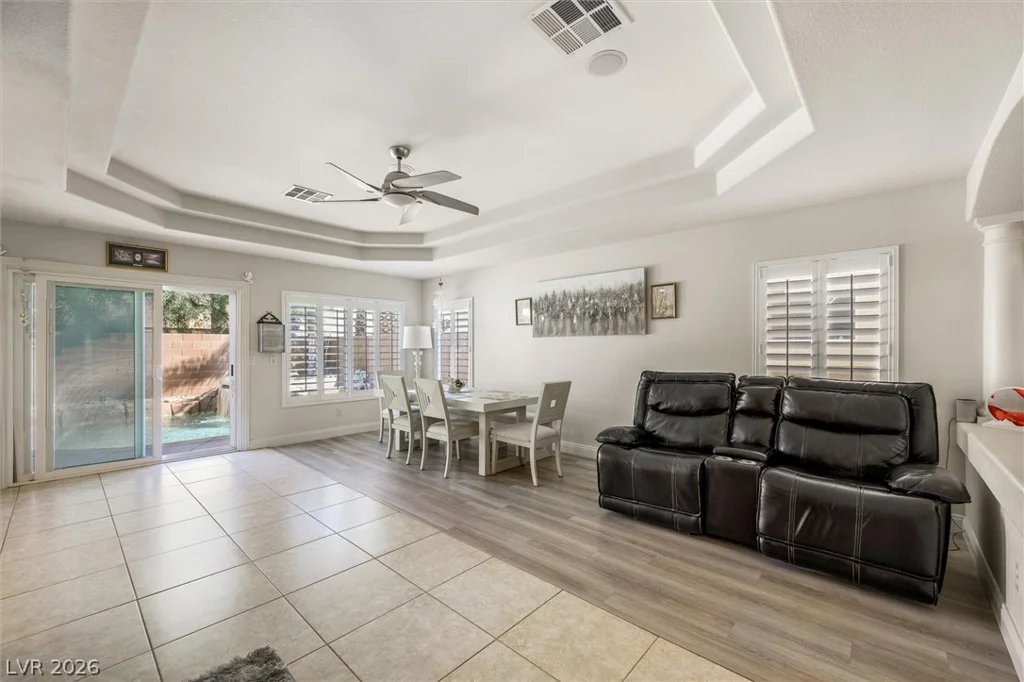 10900 Calcedonian, Las Vegas, NV 89141