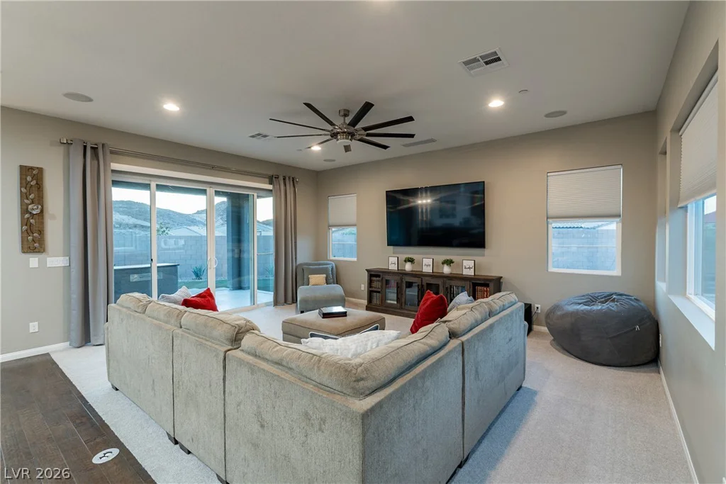 26 Via Tavolara, Henderson, NV 89011