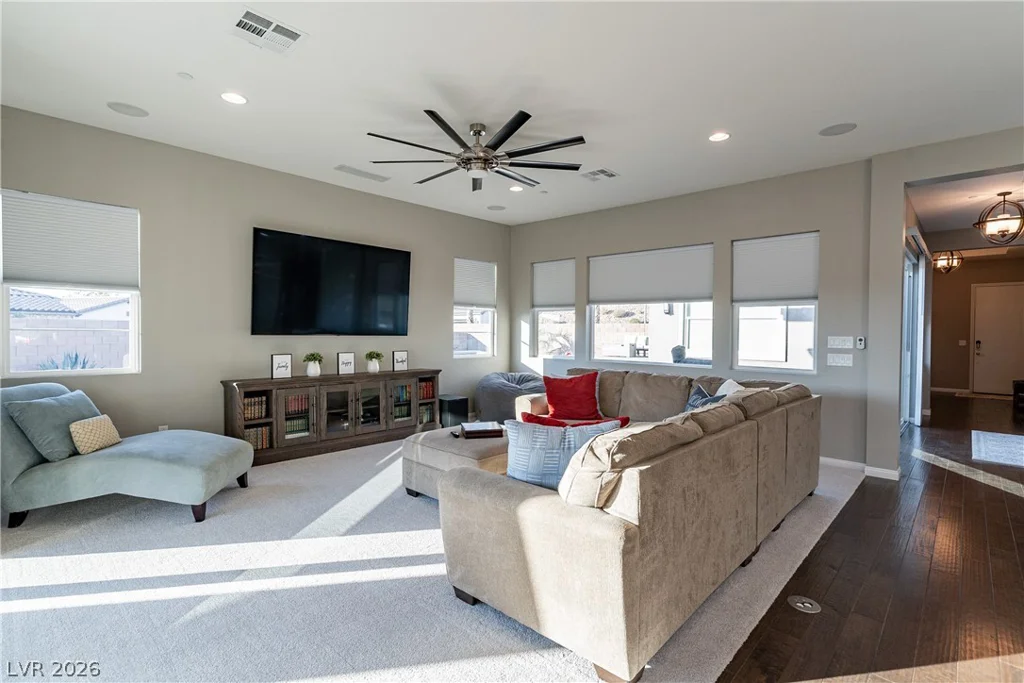 26 Via Tavolara, Henderson, NV 89011