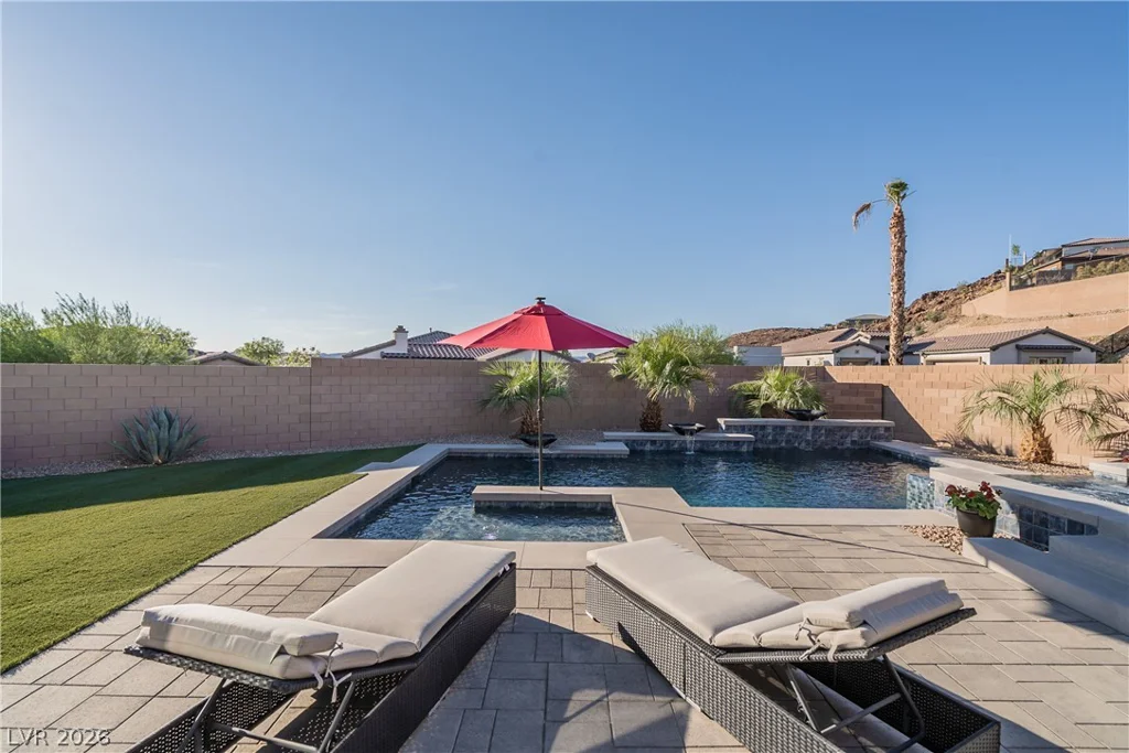 26 Via Tavolara, Henderson, NV 89011